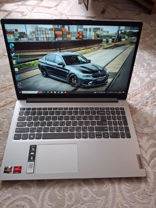 Продается ноутбук LENOVO