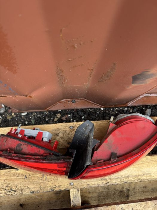 Stop stopuri stanga dreapta audi a4 b8 break estate