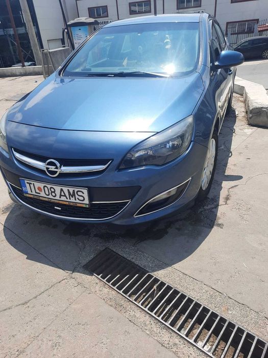 Vand Opel Astra J 2017