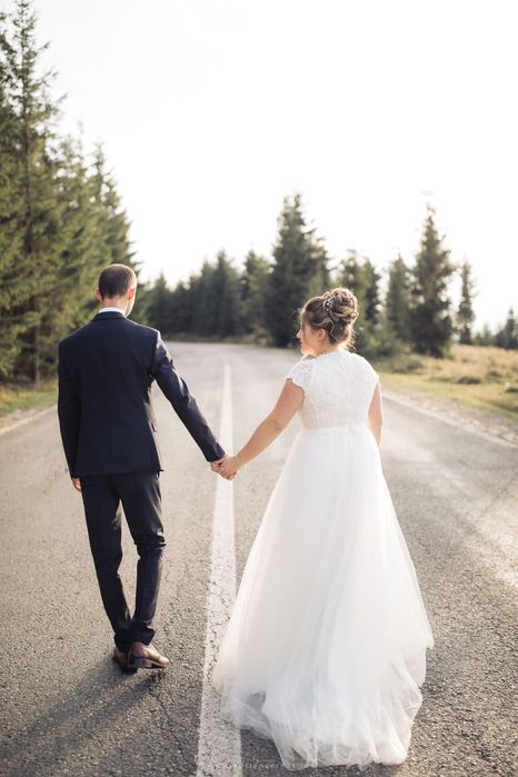 Vand rochie de mireasa Romana G. Urmanczy Couture