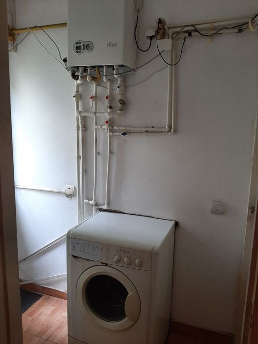 Garsoniera Vasile Lascăr  colt str. Icoanei