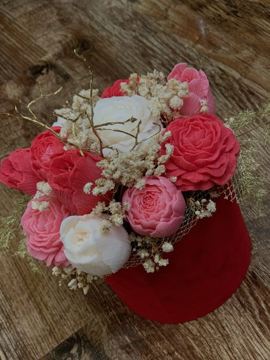 Aranjament floral din ceara