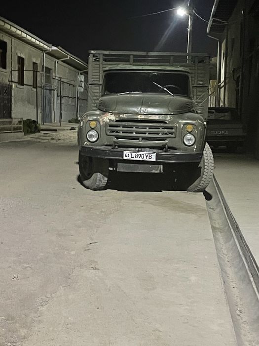 Zil 130G yuk tashish xizmati 5.20 boyi eni 2.30