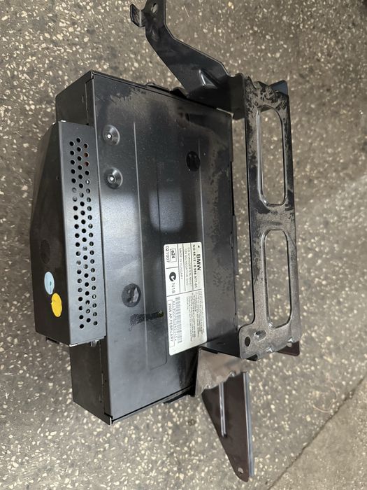 CD CHANGER Чейнгър БМВ Е90 Е91