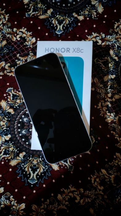 Honor x8c kafolati bilan