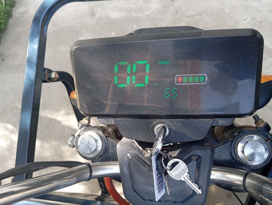 Скутер сотилади холати янги