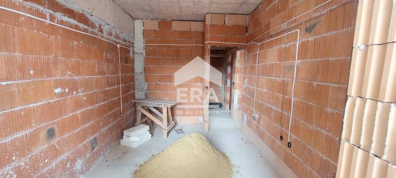 Продава се Тристаен апартамент в Варна, Аспарухово - 90 кв.м за 1334 €/кв.м - Снимка #8