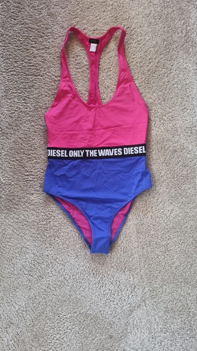 Цял бански на Disel