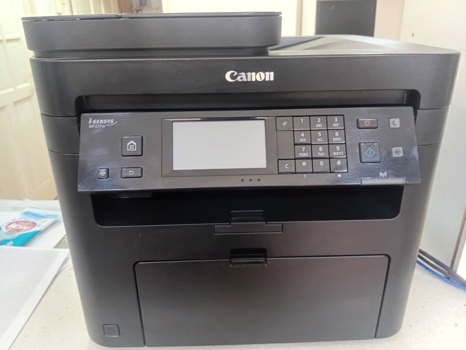 Продам принтер Canon mf237w