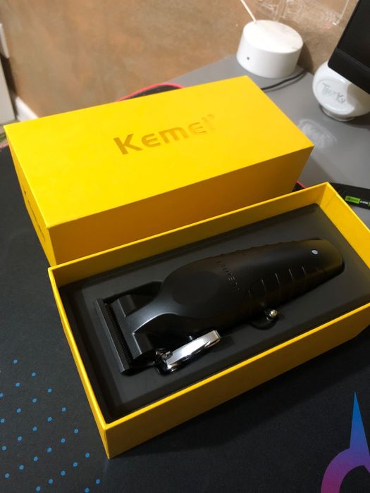 Mașină de tuns Kemei KM-2296
