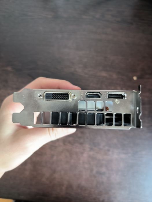 Видео карта 1660