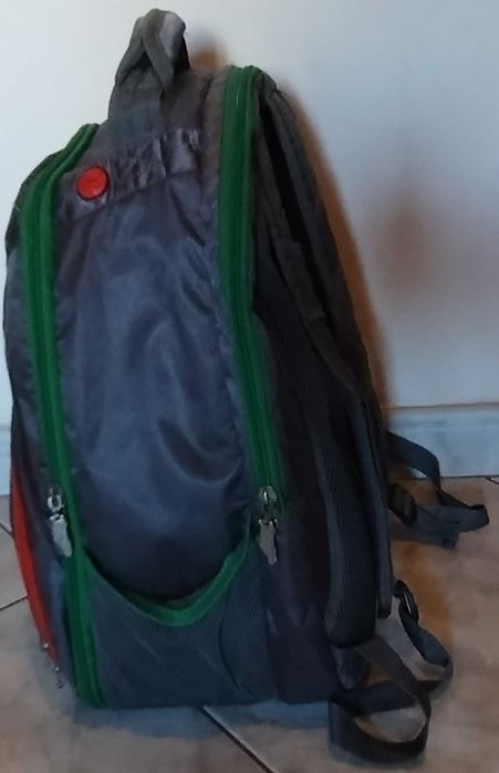Rucsac spatios, stare foarte buna