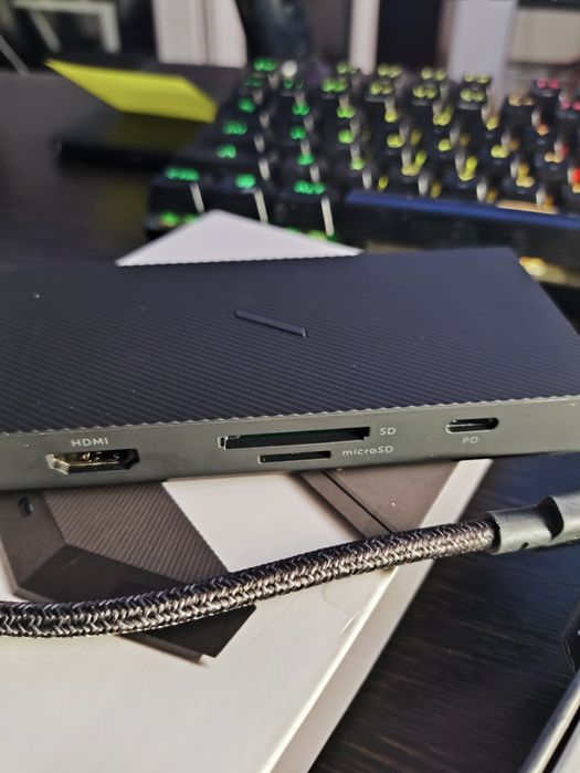 Native Union умный хаб 7в1