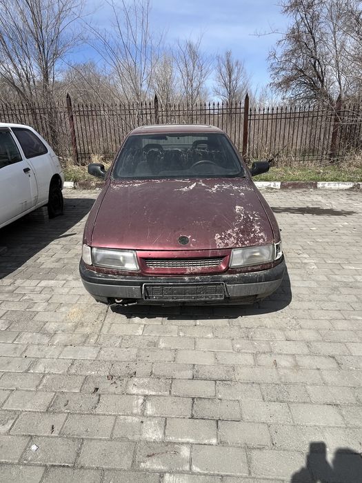 Продам опель вектра а 1992 г