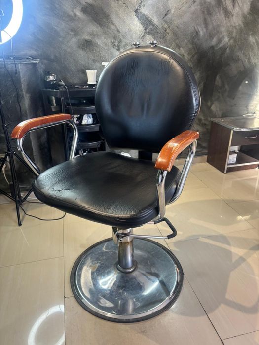 Scaun frizerie cuafor