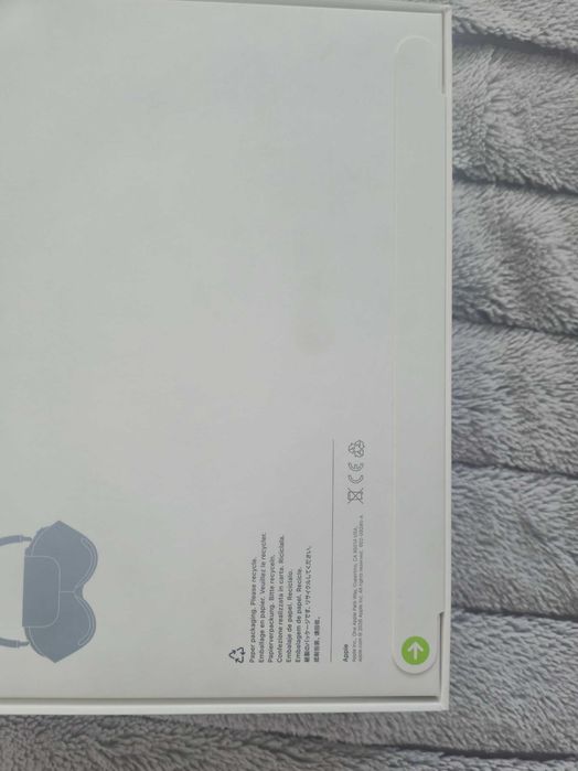 Apple AirPods Max 2