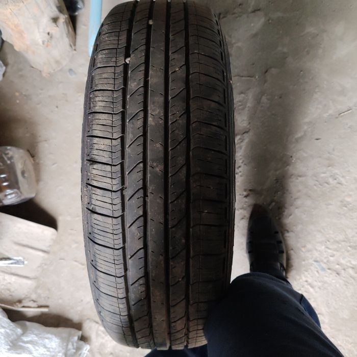 Шина летняя на камри