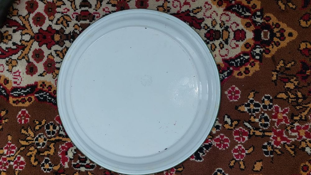 Поднос эмалированый