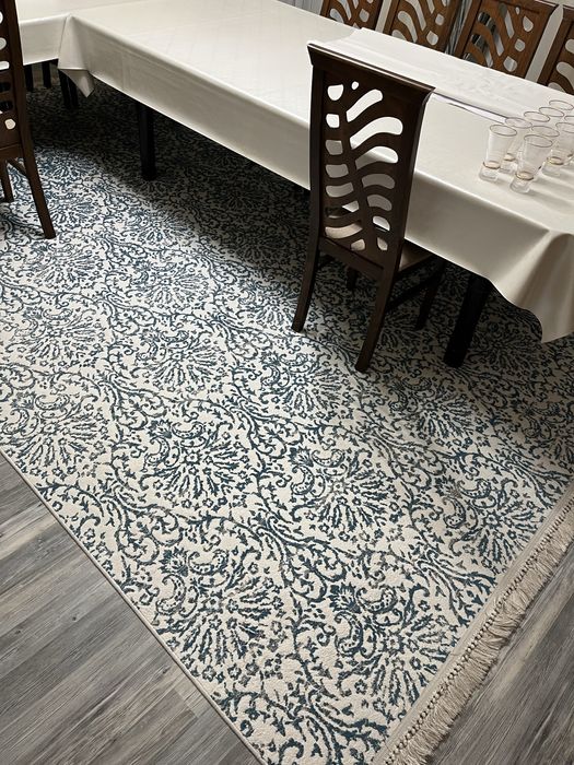 Продаются ковры. В отличном состоянии.