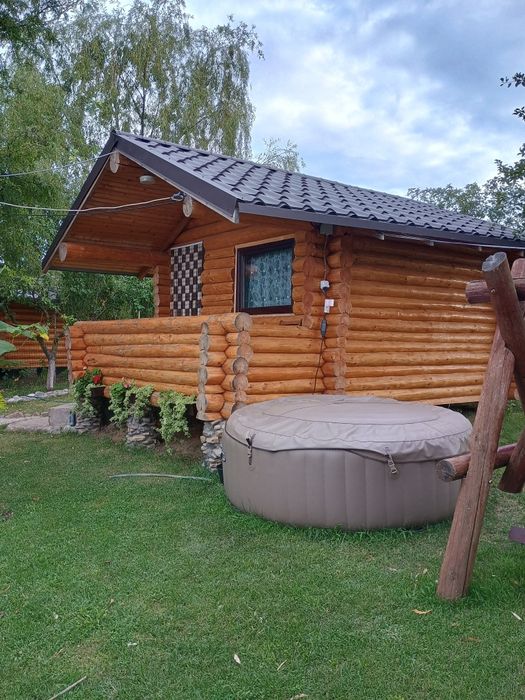 Vand Casuta , Cabana din lemn ,bustean necalibrat