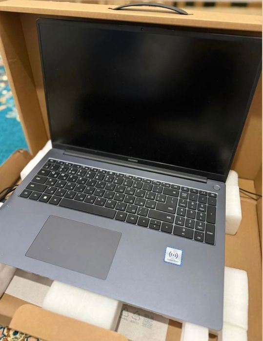 Ноутбук хуавей 512/8