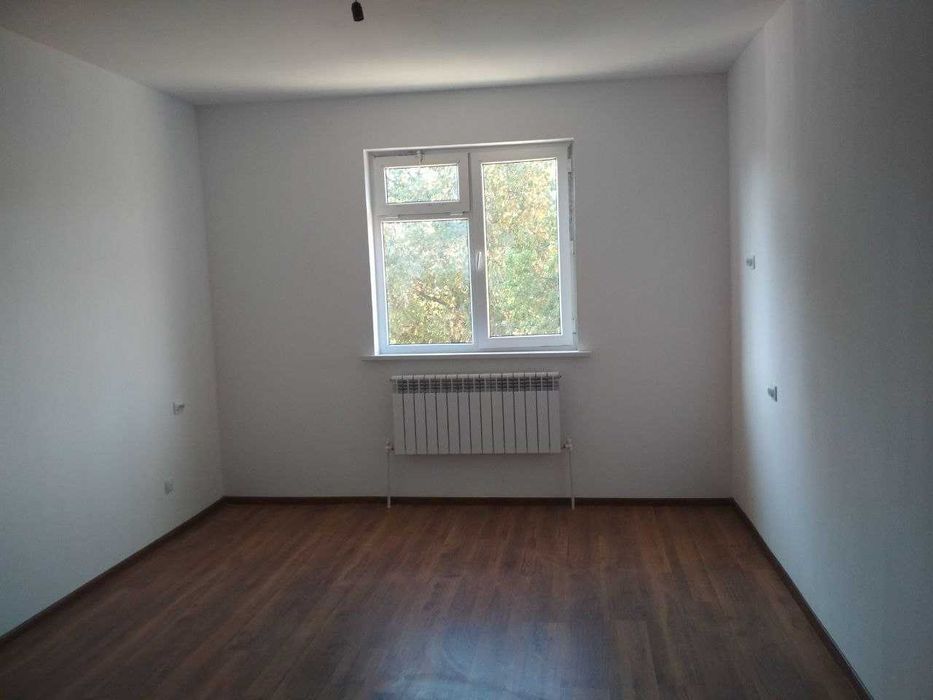 Продаётся своя 3-х комнатная квартира в Чарваке (Ходжикент)