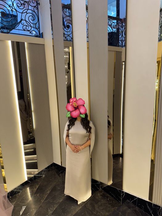 Вечернее платье от магазина Malli