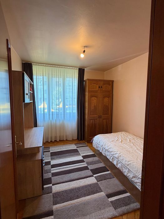 Apartament cu 3 camere, aproape de centru – loc de parcare inclus