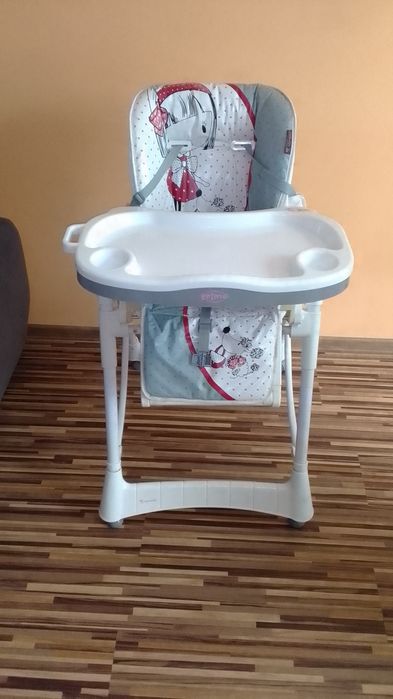 Столче за хранене с табличка