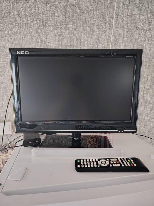 Televizor Neo în stare bună de funcționare