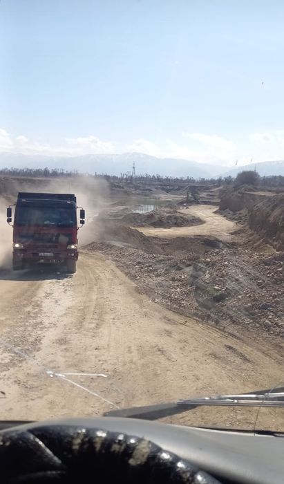 Сникерс Отсев Песок Камень Щебень