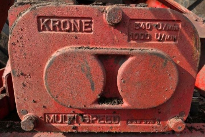 Grapa rotativa 3 metri / freza / tavalug parker / KRONE / vopsea originala