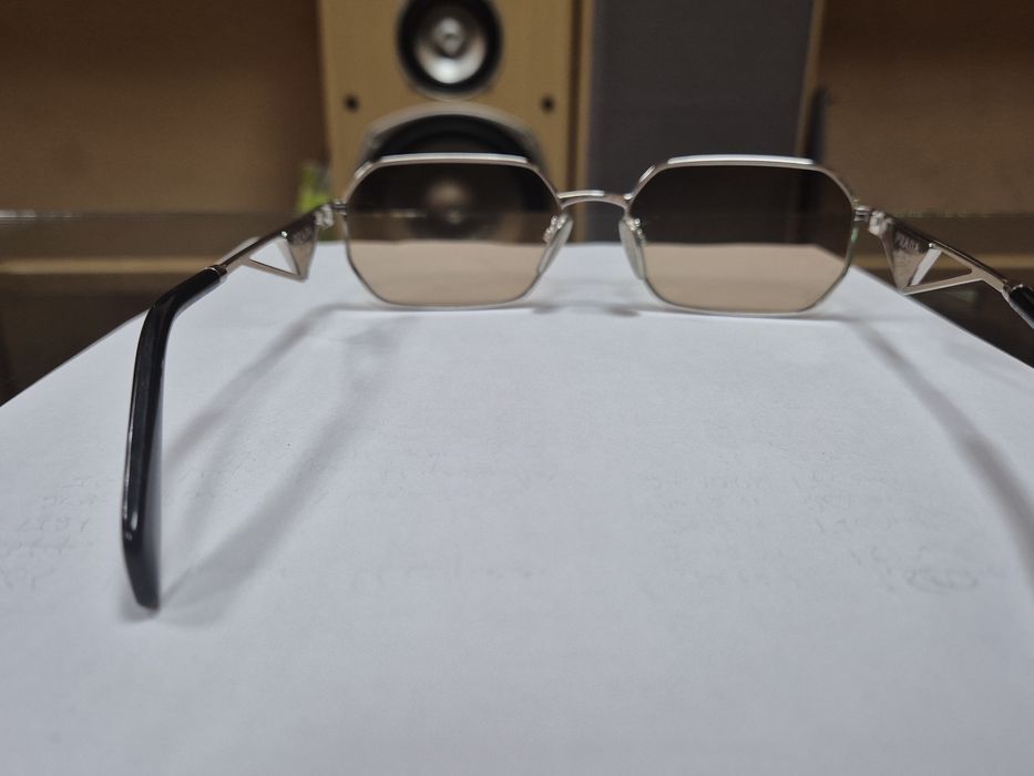 Нови очила Prada