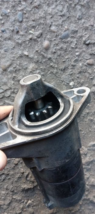 Продам стартер тойота