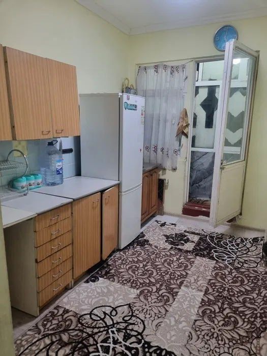 Продаю 3-х комнатную квартиру Янгихает Сергели 1