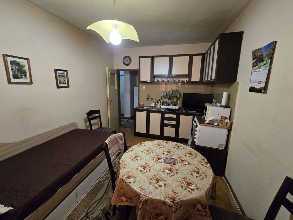 Продава се Тристаен апартамент в Казанлък - 72 кв.м за 815 €/кв.м - Снимка #8