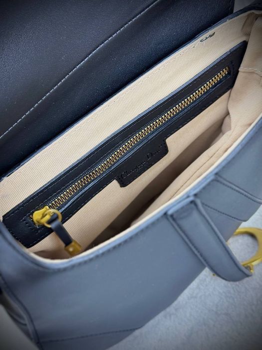 Genti Dior Saddle noi