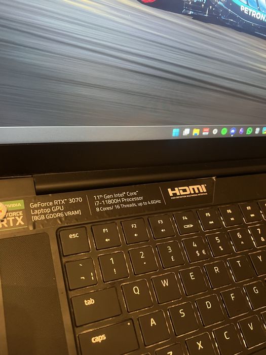 Laptop Gaming Razer Blade 15 | RTX 3070 | i7-11800H | 16GB RAM | 165HZ