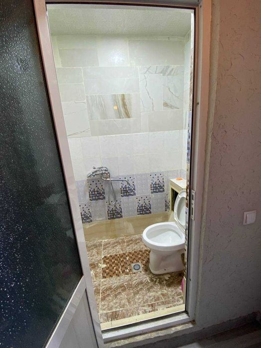 Продам 1 комнатную квартиру  , Чиланзар 5 квартал , "спорт товары"