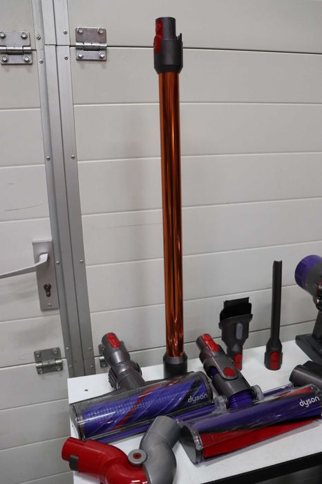Вертикална прахосмукачка Dyson - V10 Absolute SV27, HEPA, сребриста