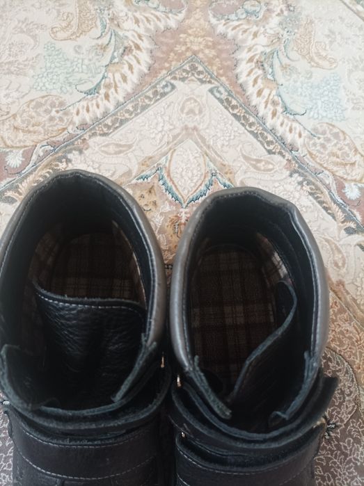 Ботинки размер 39