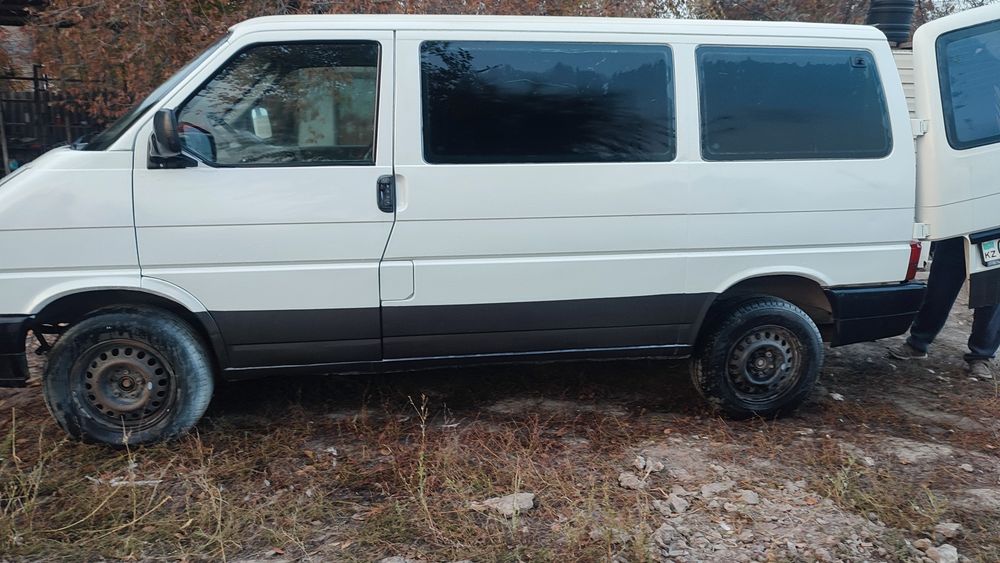 Фольксваген т 4 продам