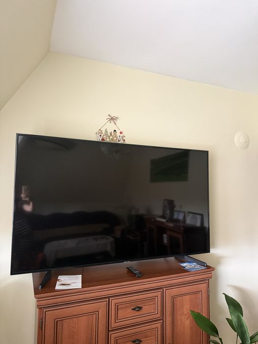 Телевизор Самсунг 65”