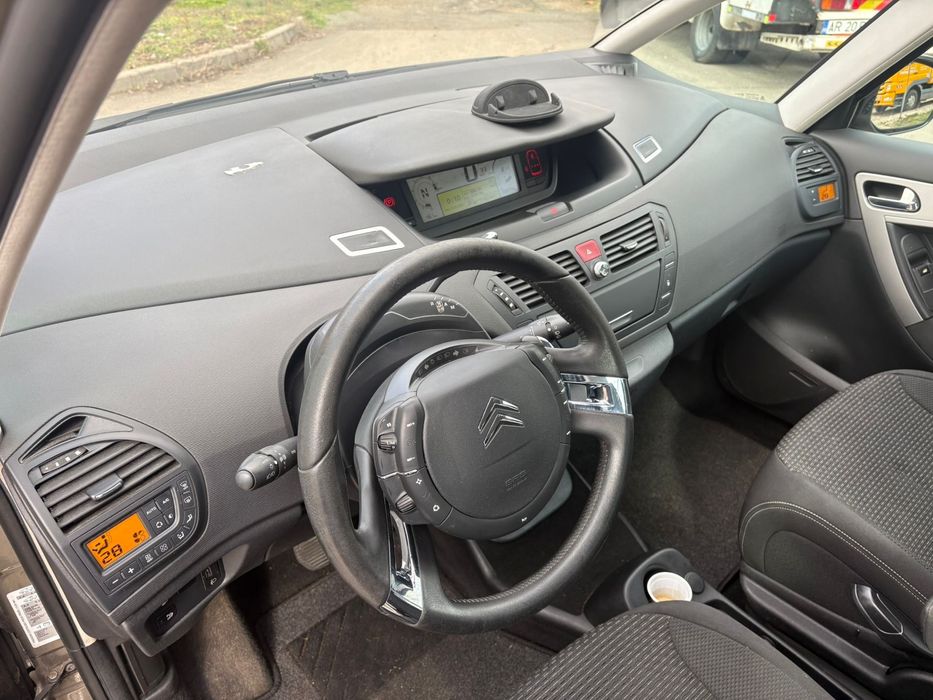 Perfect functional Citroen c4 Picasso  2011 1.6benzina Automat