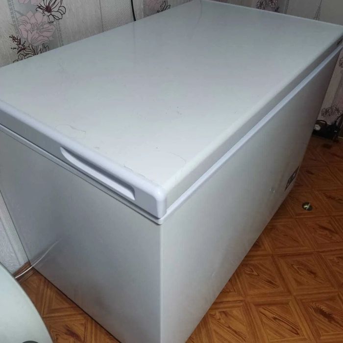 Продам морозильник