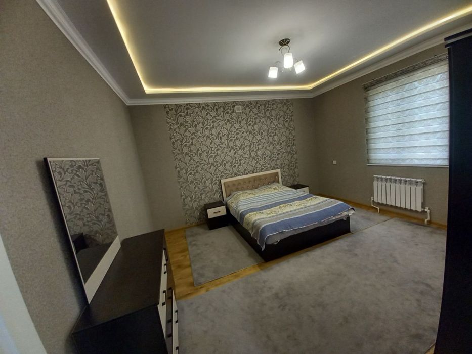 Oq toshda oilaviy dacha  2 ta spalniy 1 ta detskiy sauna bassen tenis