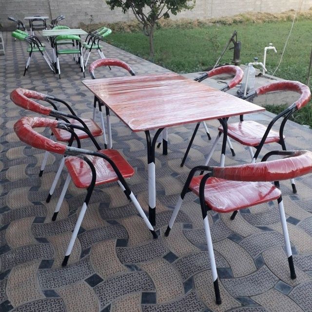 Теми стол стуллар