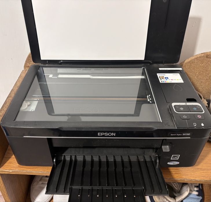 Продам Принтер-сканер EPSON Stylus SX130