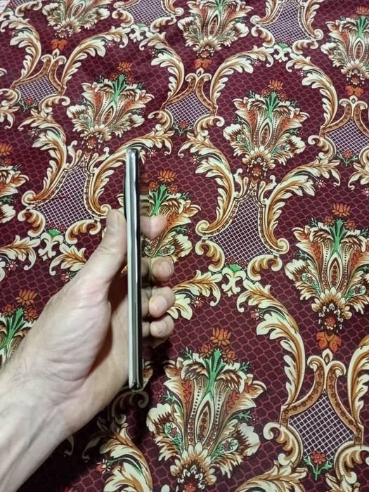 Xiaomi Redmi not 14pro plus srochni sotiladi