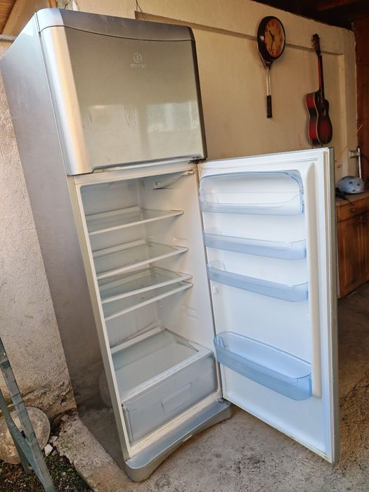 Хладилник Indesit